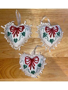 Set of 3 Midwest of Cannon Falls Battenberg Lace Heart Bow Christmas Ornaments